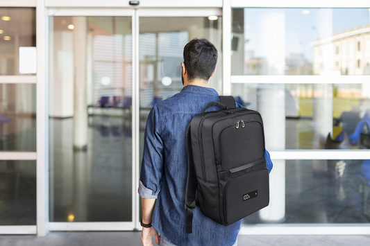 EcopowerBag: Empowering Business Travel and Solving Power Anxiety